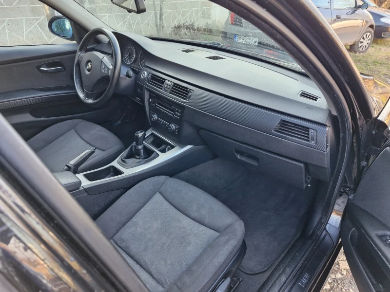 BMW 320 D, снимка 7 - Автомобили и джипове - 48908876