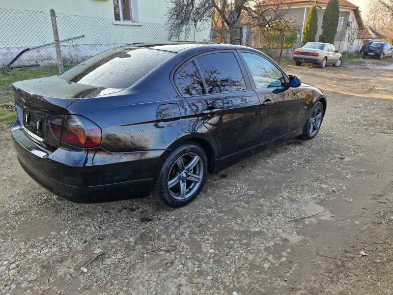 BMW 320 D, снимка 4 - Автомобили и джипове - 48908876