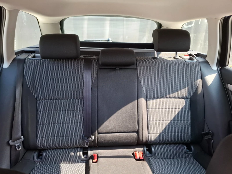 Skoda Octavia 1.6 TDI Ambition, снимка 9 - Автомобили и джипове - 51894007