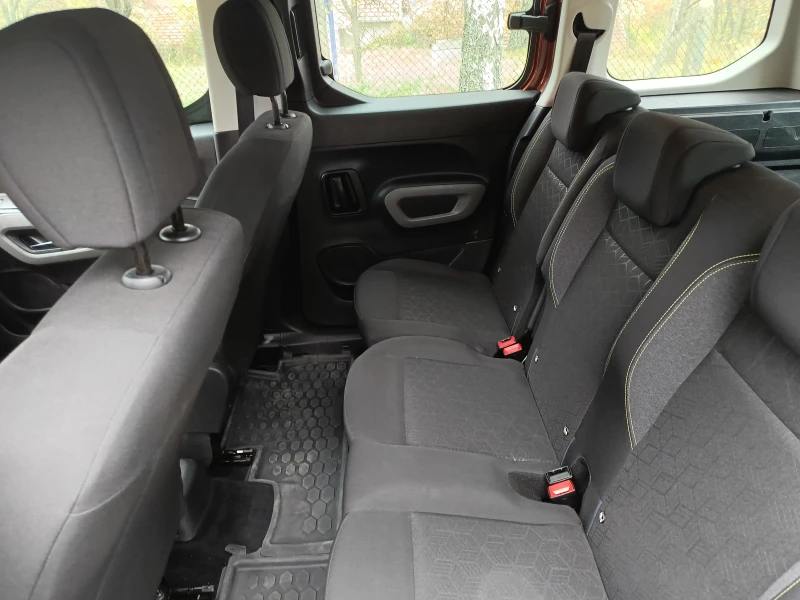 Peugeot Rifter, снимка 16 - Автомобили и джипове - 52348233