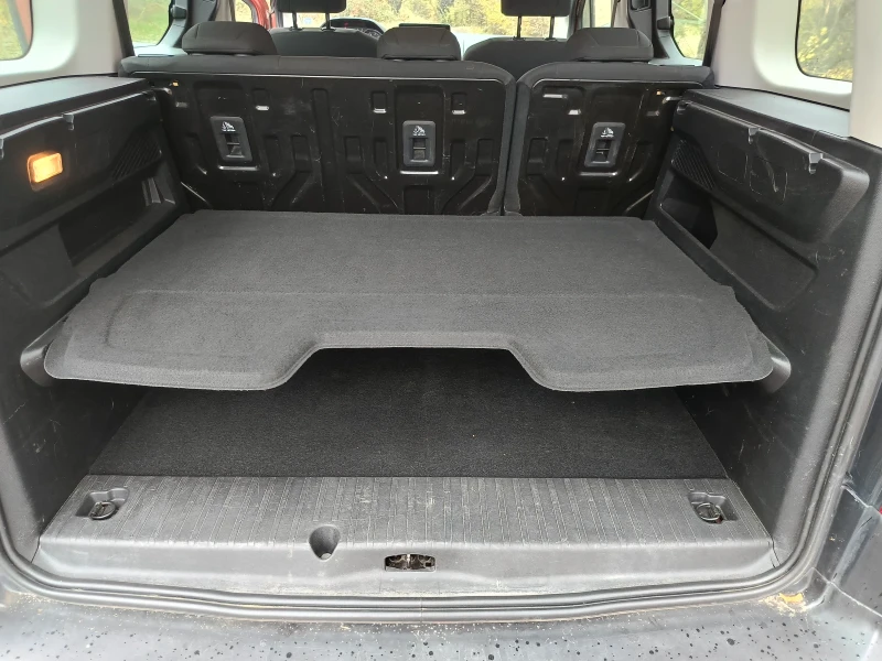 Peugeot Rifter, снимка 10 - Автомобили и джипове - 52348233