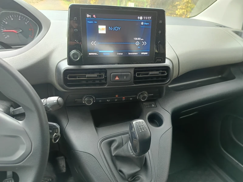 Peugeot Rifter, снимка 8 - Автомобили и джипове - 52348233