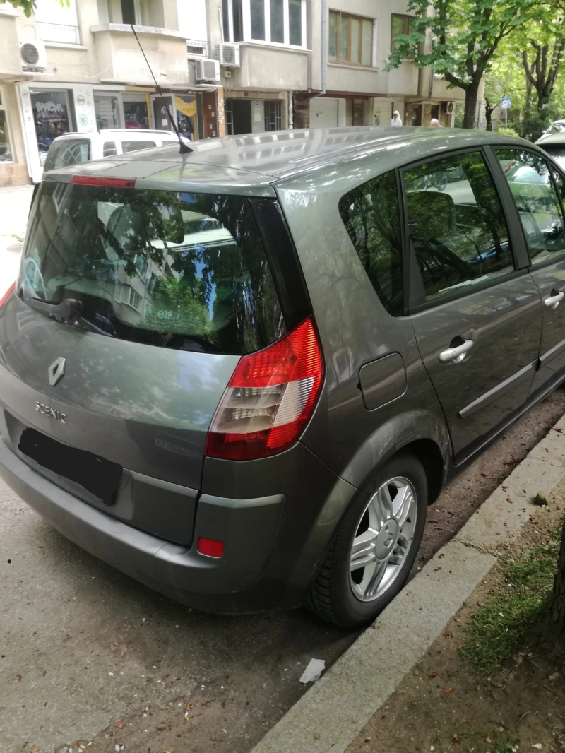 Renault Scenic, снимка 2 - Автомобили и джипове - 52682363