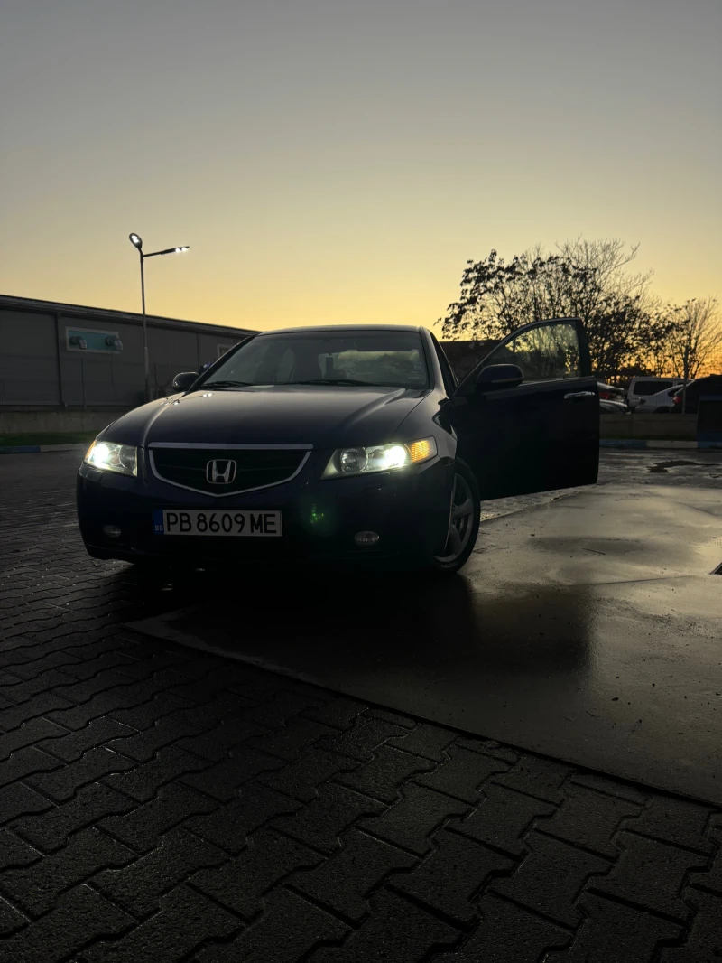 Honda Accord, снимка 2 - Автомобили и джипове - 52754667