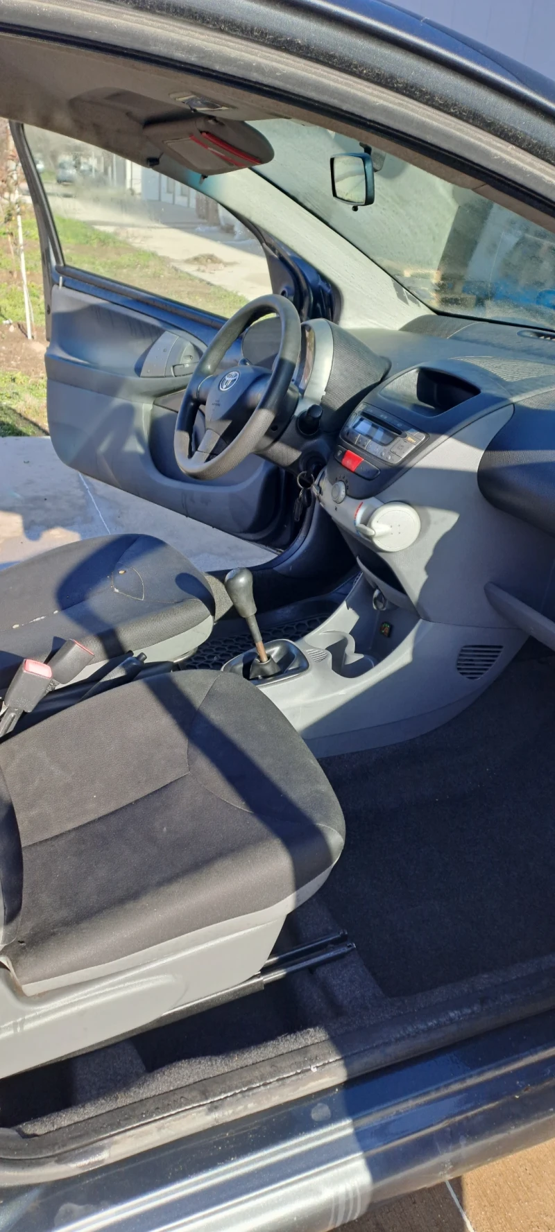 Toyota Aygo, снимка 6 - Автомобили и джипове - 52847042