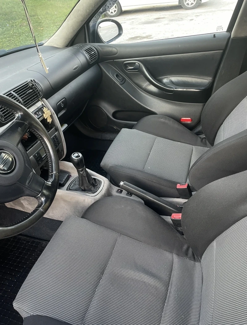 Seat Leon АРЛ 150 коня, снимка 10 - Автомобили и джипове - 53018031