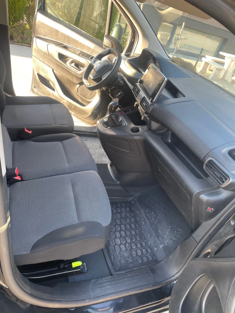Peugeot Partner 1.6HDI 99кс XL, снимка 15 - Автомобили и джипове - 53024571