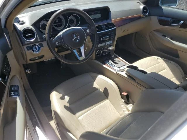 Mercedes-Benz C 350 4MATIC* NAVI* Камера* Пано* Кожа* Подгрев* , снимка 8 - Автомобили и джипове - 53026984