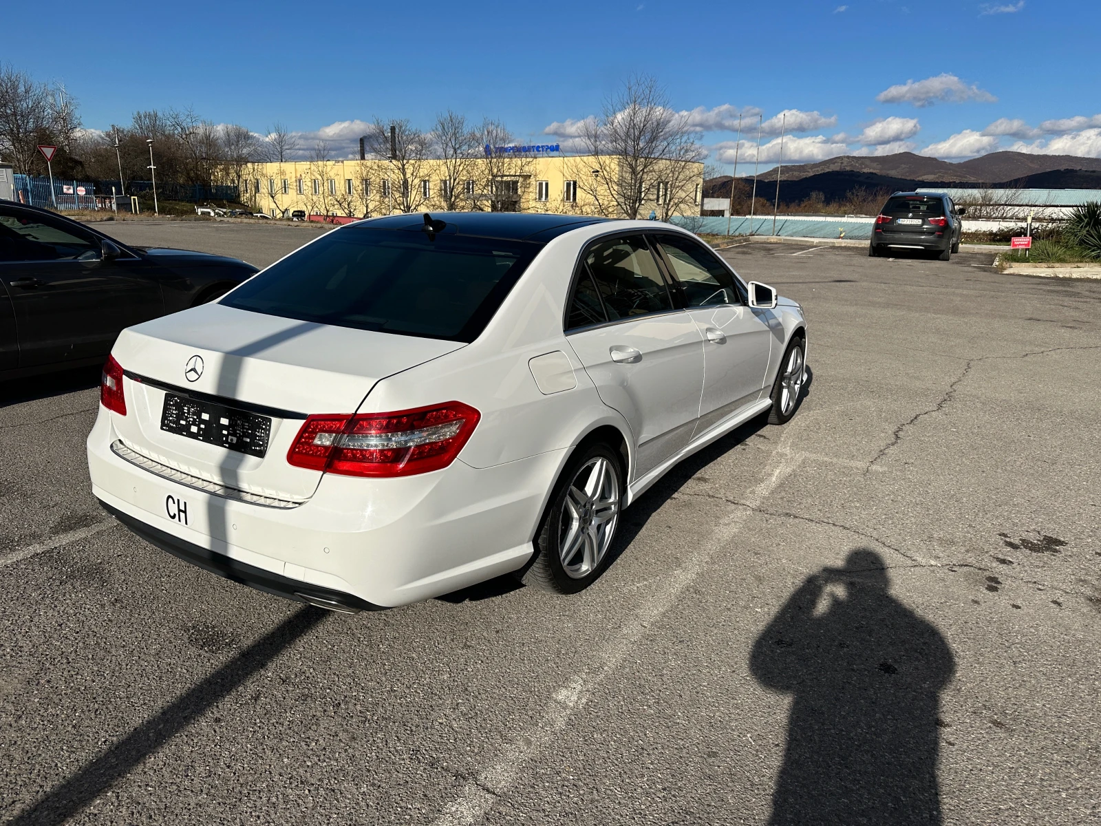 Mercedes-Benz E 220 AMG Швейцария - изображение 6