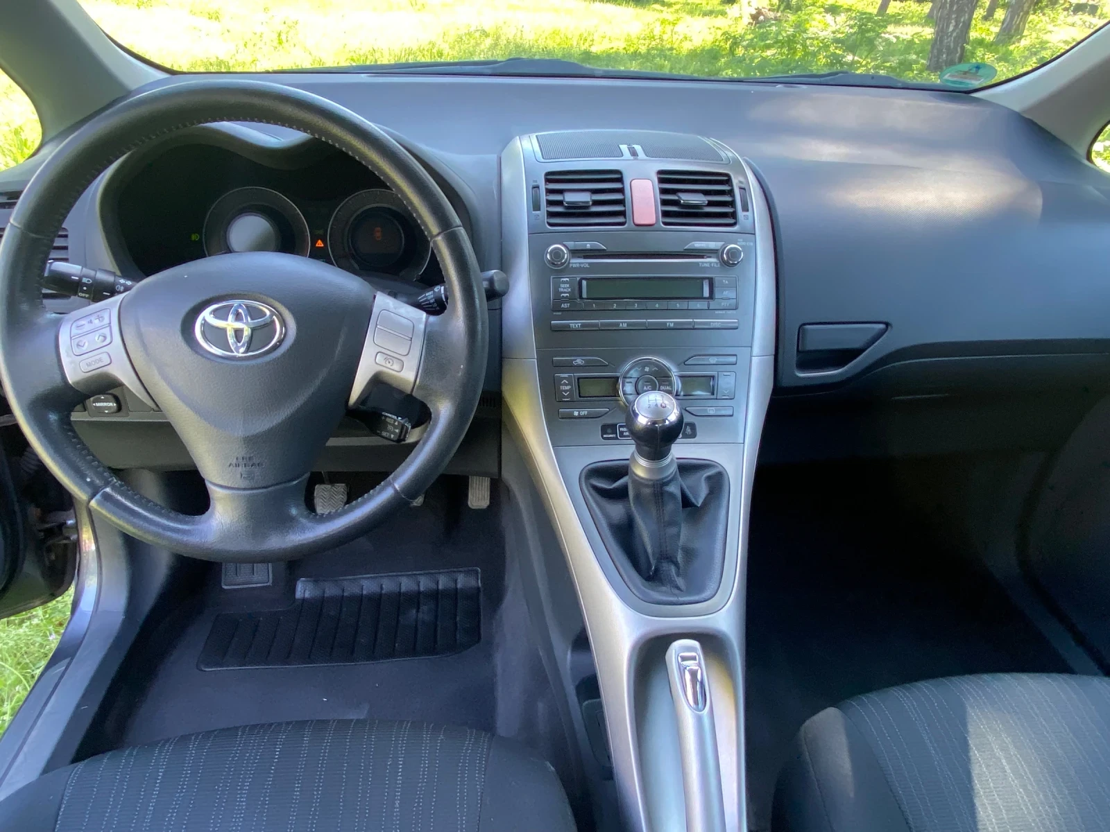 Toyota Auris 1.6 vvti  - изображение 6