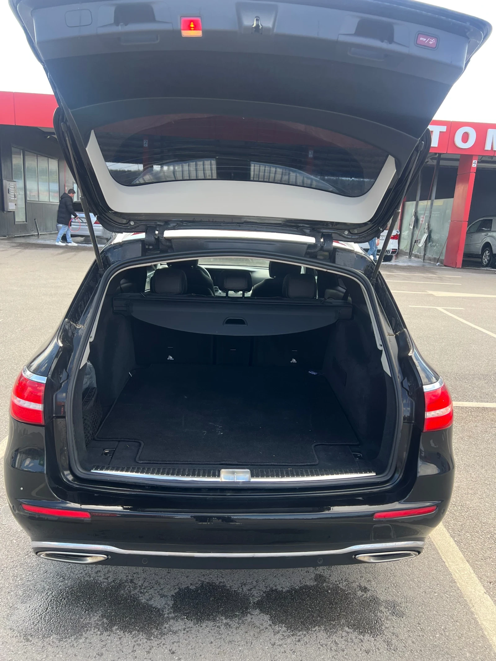 Mercedes-Benz E 200  - изображение 7