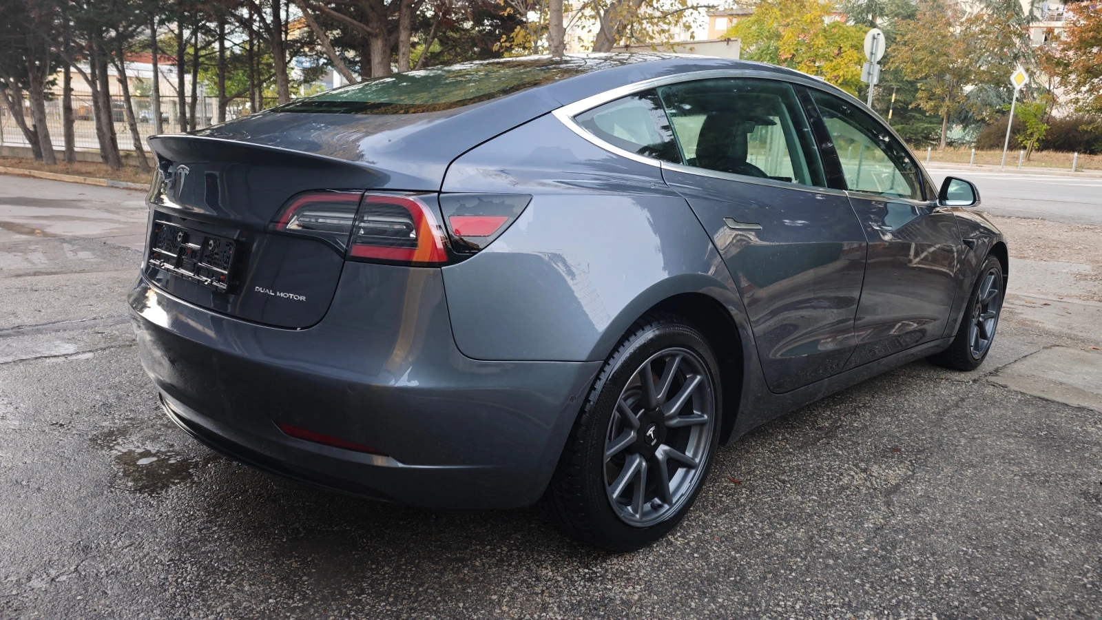 Tesla Model 3 Long Range AWD  - изображение 6