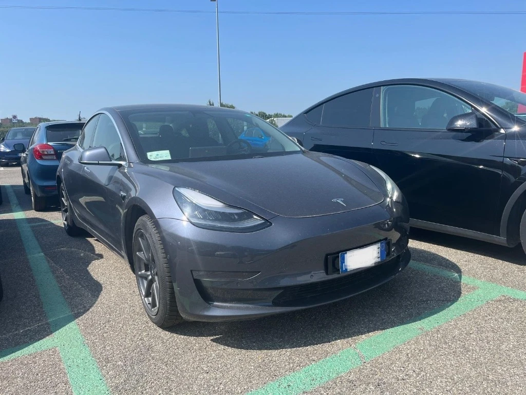 Tesla Model 3 Long Range AWD  - изображение 2