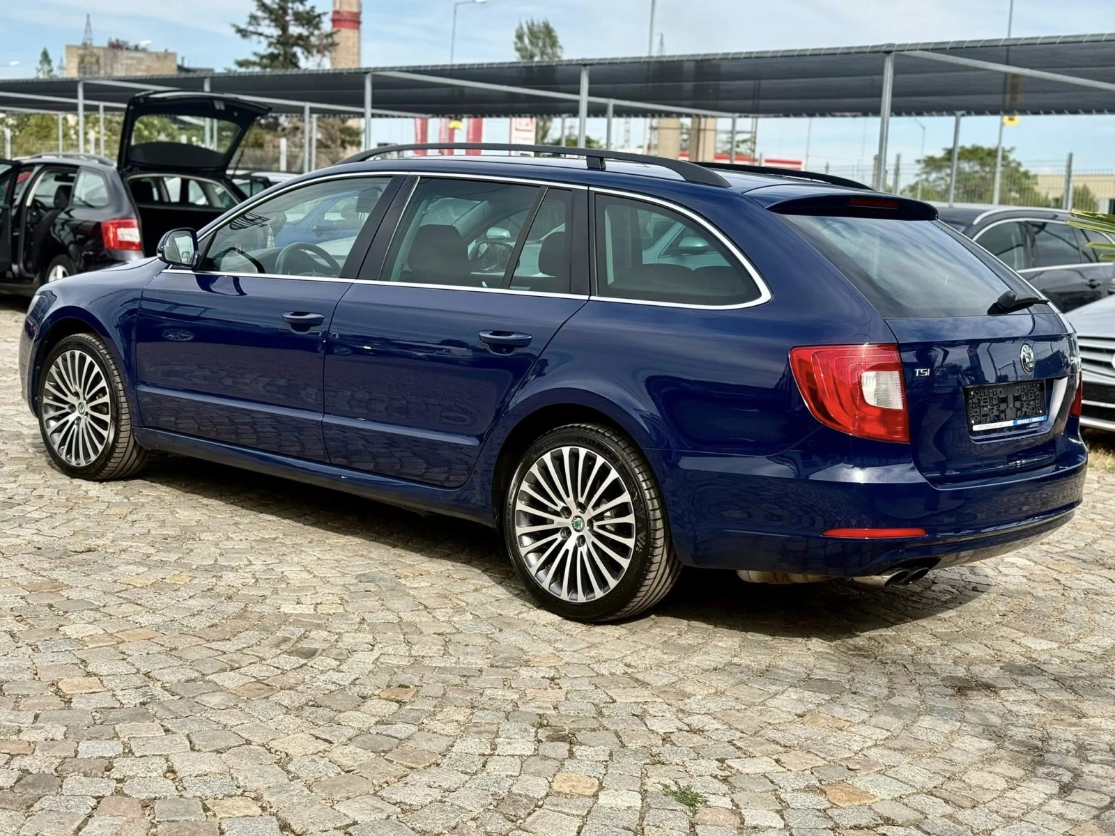 Skoda Superb 1.8 6-СКОРОСТИ - изображение 3