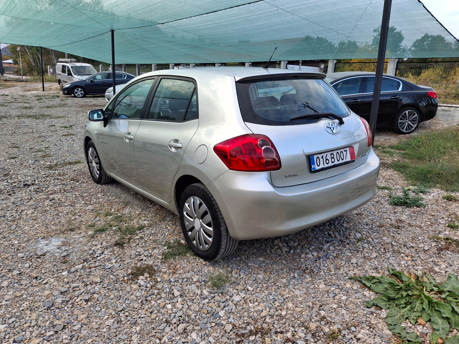 Toyota Auris  - изображение 6