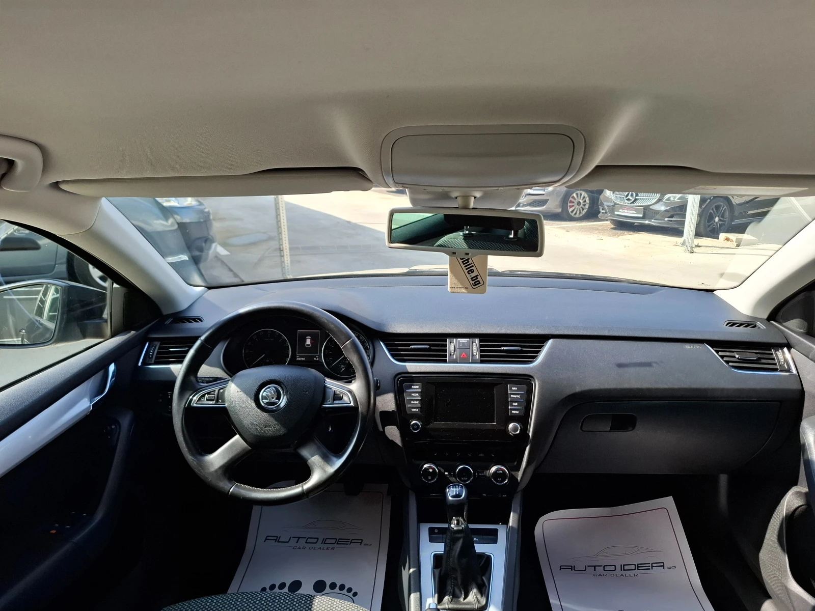 Skoda Octavia 1.6 TDI Ambition - изображение 8