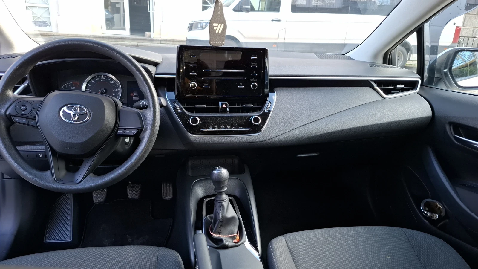 Toyota Corolla 1.6/4 цилиндъра/ - изображение 7