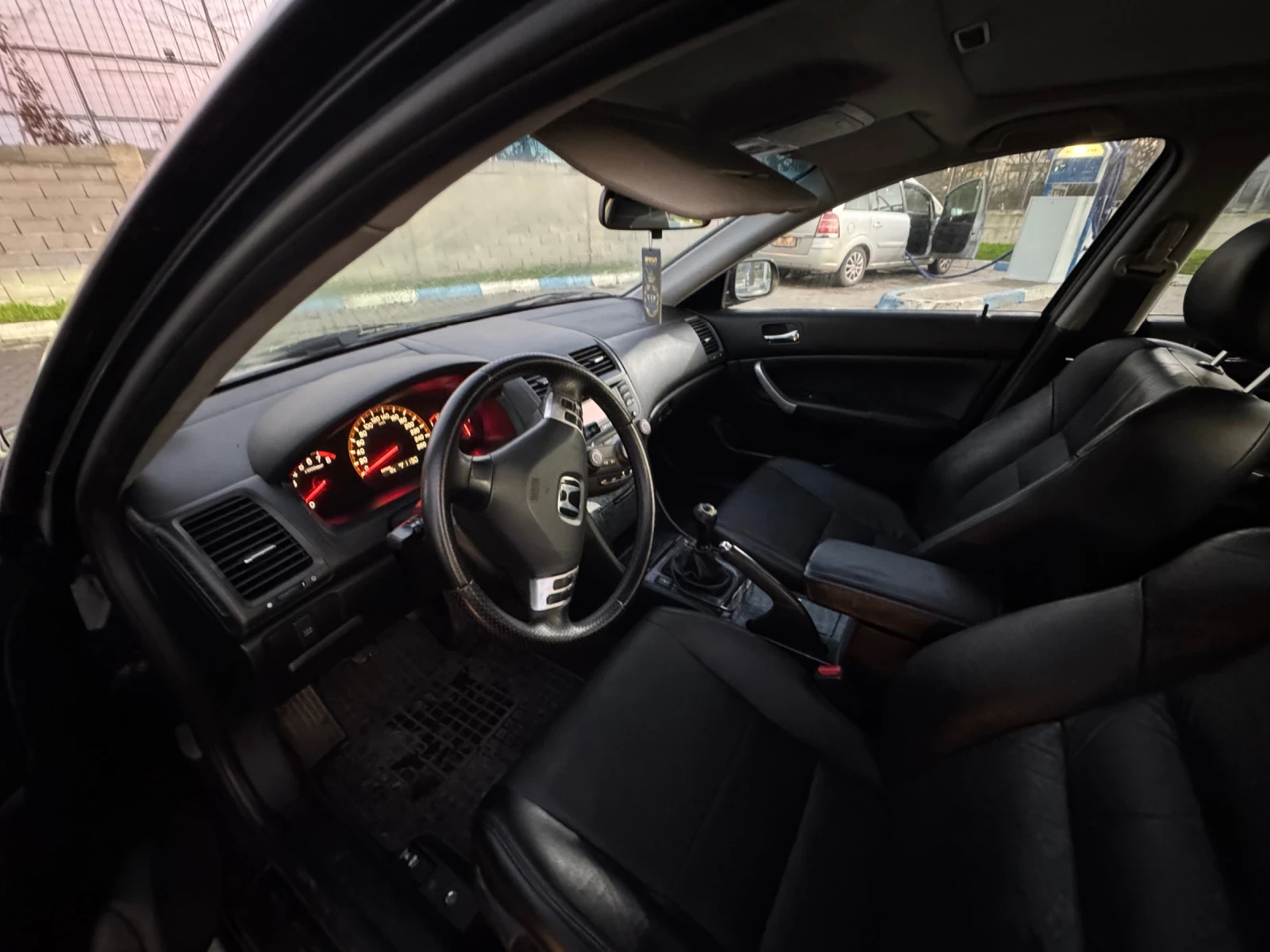 Honda Accord  - изображение 10