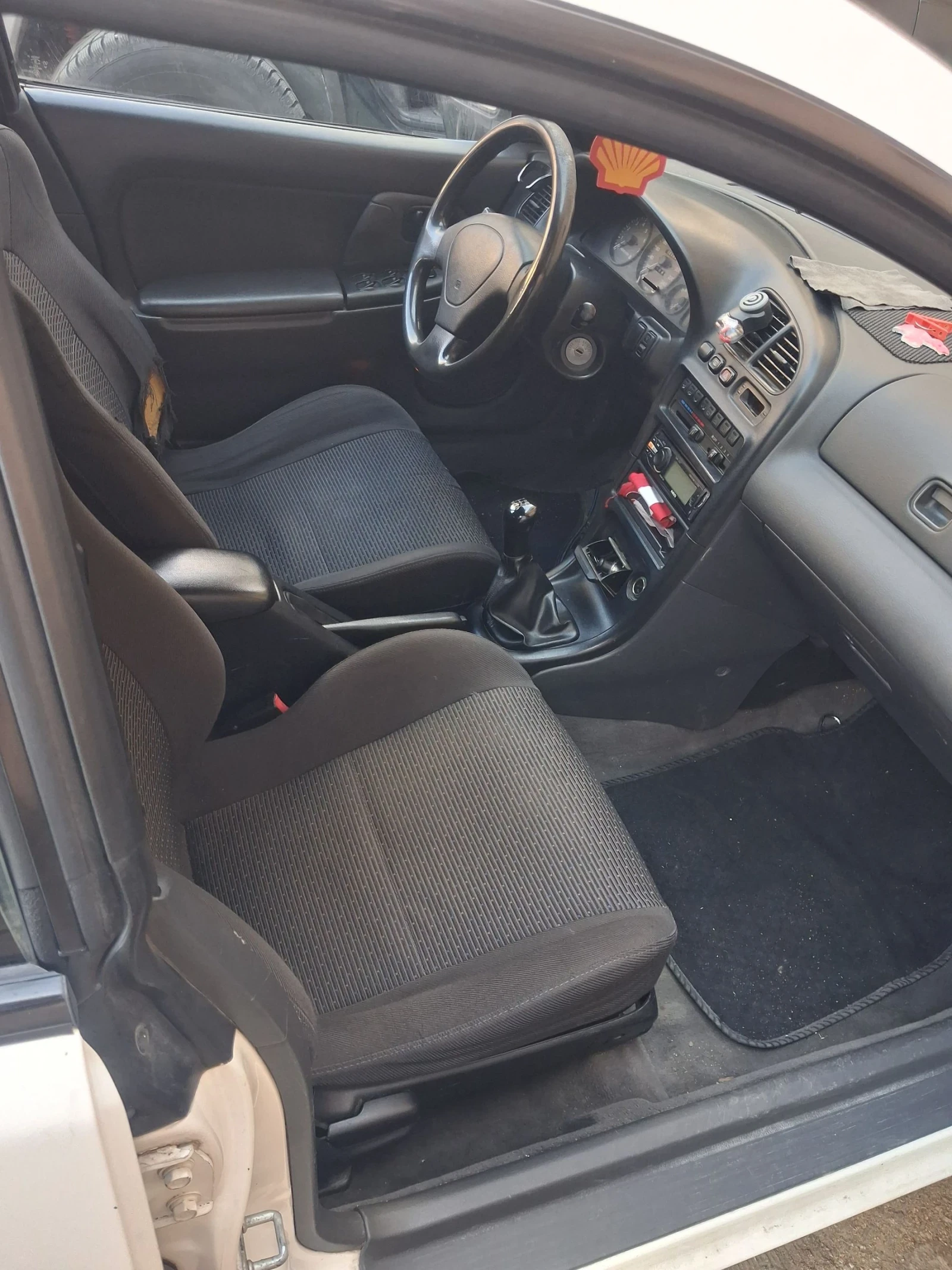 Mazda 323  - изображение 3