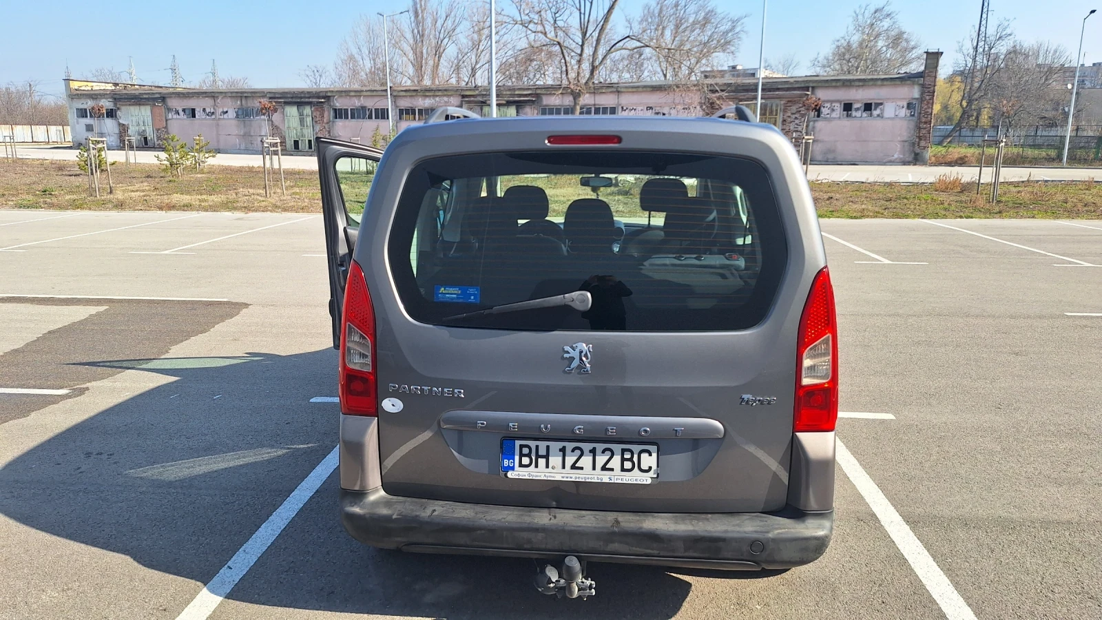 Peugeot Partner, снимка 4 - Автомобили и джипове - 53873403