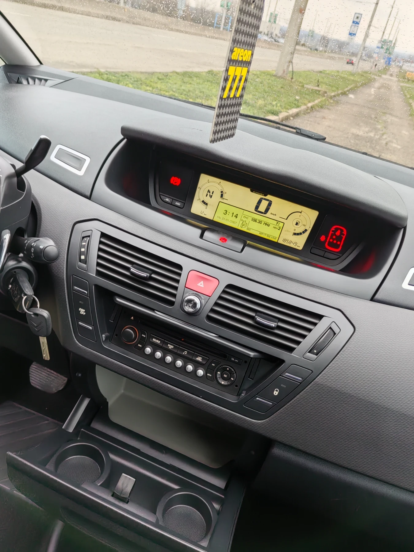 Citroen C4 Picasso 1.6 hdi 110ps, снимка 14 - Автомобили и джипове - 53963940