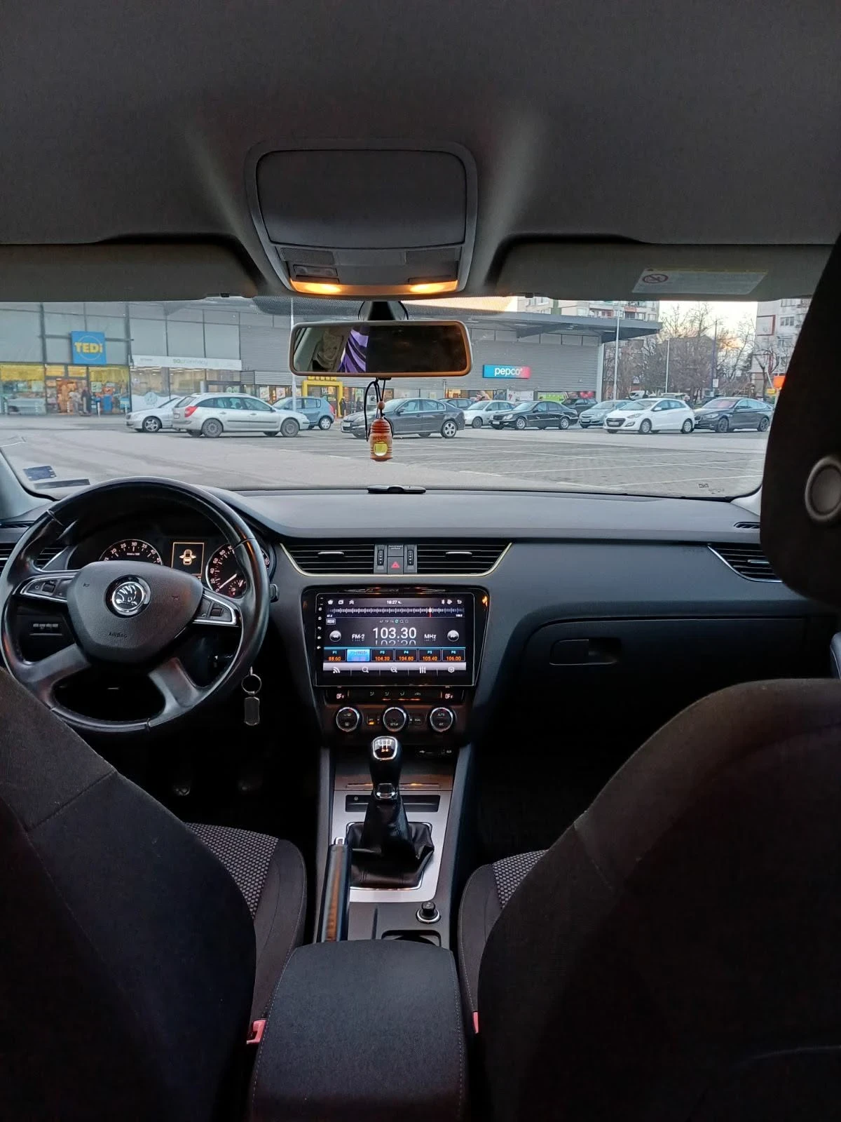 Skoda Octavia, снимка 5 - Автомобили и джипове - 54021615