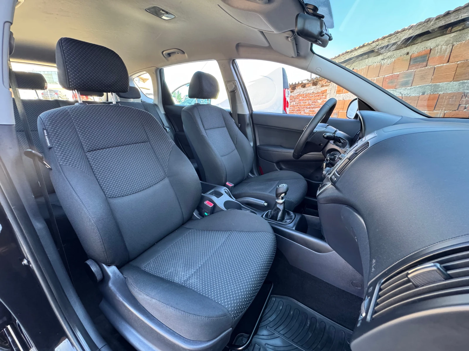 Hyundai I30 1.6CRDI-90��. | Mobile.bg � ����������� 12