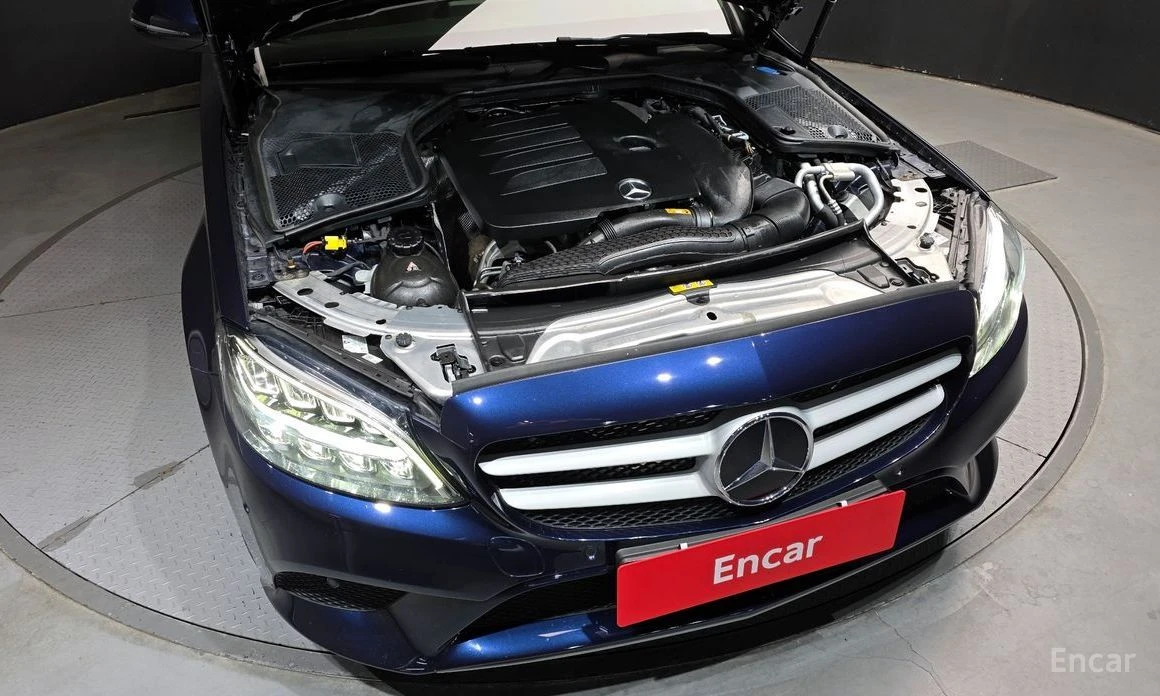 Mercedes-Benz C 200, снимка 6 - Автомобили и джипове - 54147012