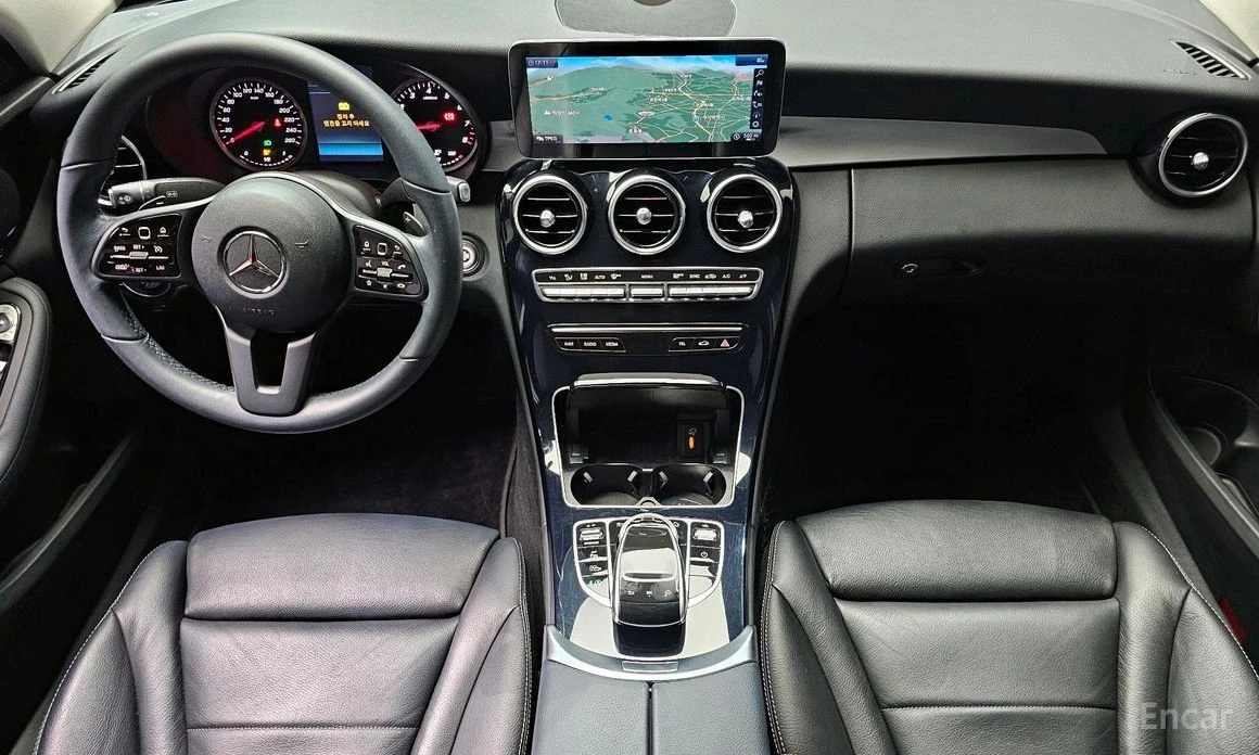 Mercedes-Benz C 200, снимка 7 - Автомобили и джипове - 54147012