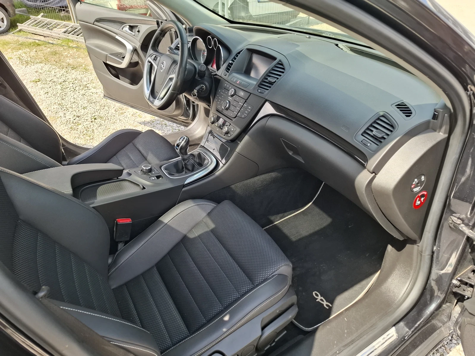 Opel Insignia 2.8 БЕНЗИН OPC FULL 380K.C, снимка 13 - Автомобили и джипове - 54235083