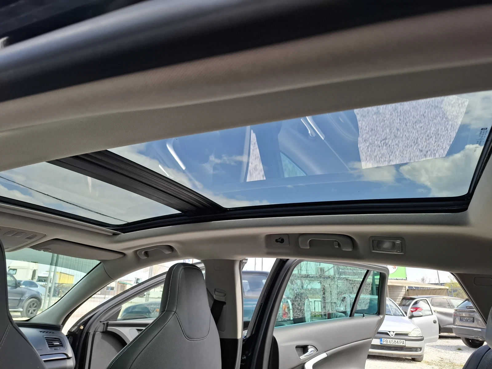 Opel Insignia 2.8 БЕНЗИН OPC FULL 380K.C, снимка 17 - Автомобили и джипове - 54235083