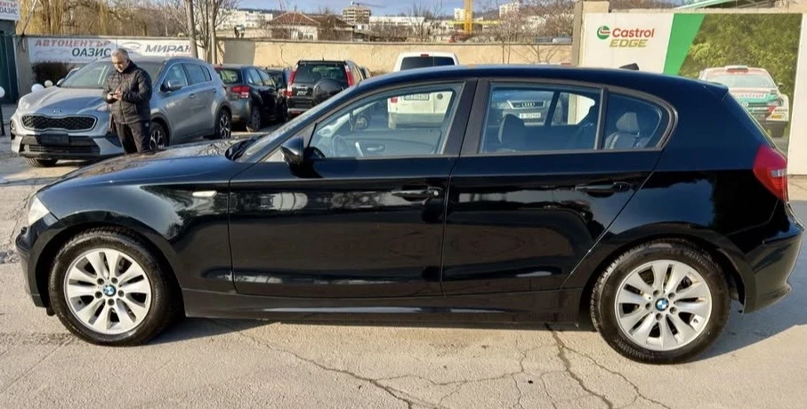 BMW 120 хечбек, снимка 8 - Автомобили и джипове - 54373753
