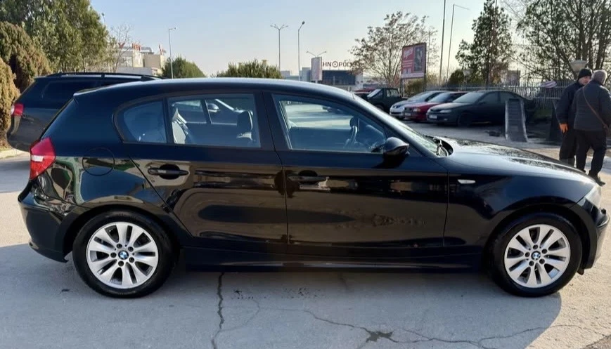 BMW 120 хечбек, снимка 7 - Автомобили и джипове - 54373753
