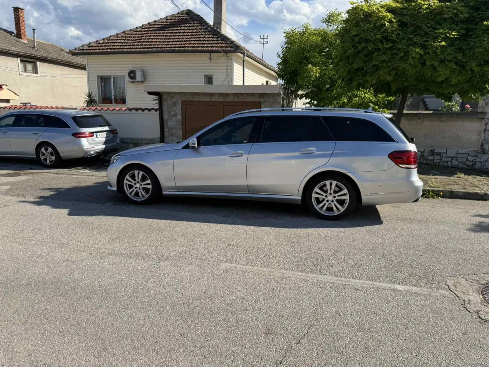 Mercedes-Benz E 200 Avangarde, снимка 5 - Автомобили и джипове - 54567662