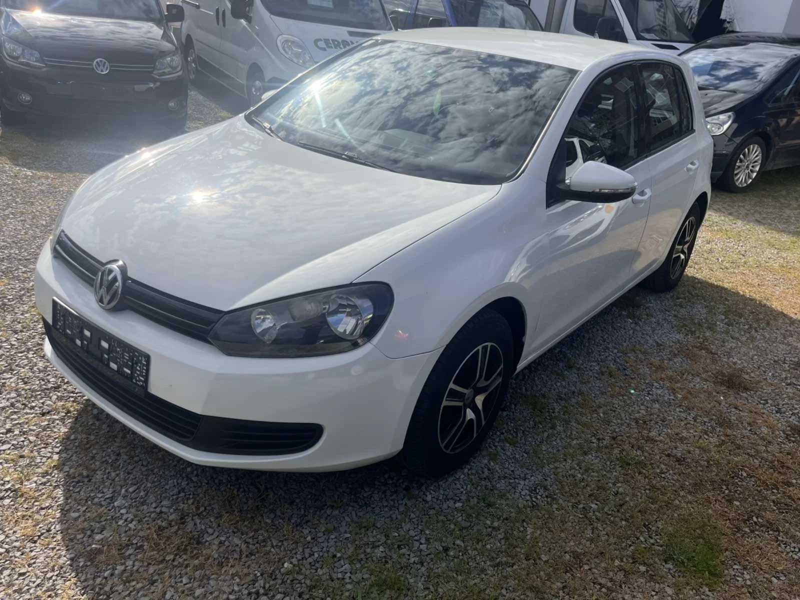 VW Golf 1.4 80кс, снимка 8 - Автомобили и джипове - 54663155