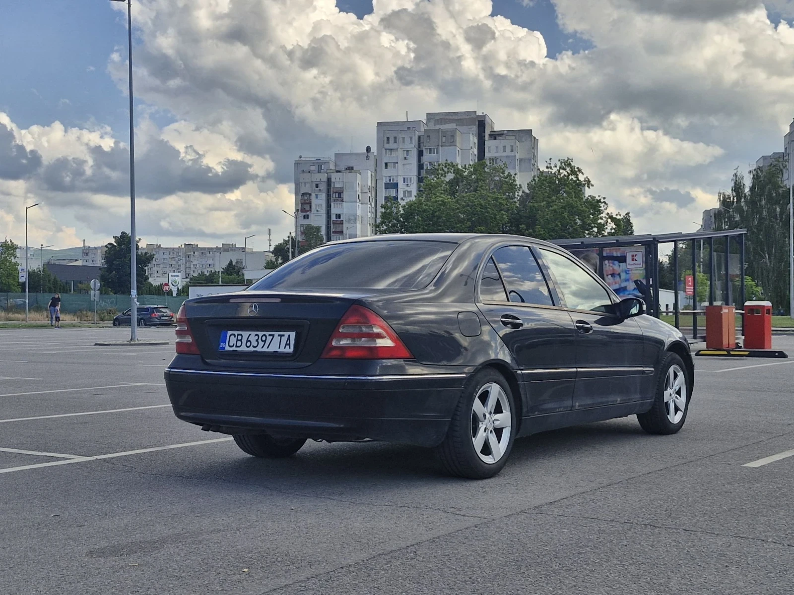 Mercedes-Benz C 180 LPG, снимка 2 - Автомобили и джипове - 54810454