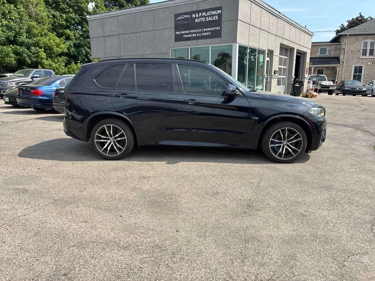BMW X5M * CARFAX * 360 КАМЕРА * 2 КЛЮЧА * АВТОКРЕДИТ, снимка 3 - Автомобили и джипове - 54863208