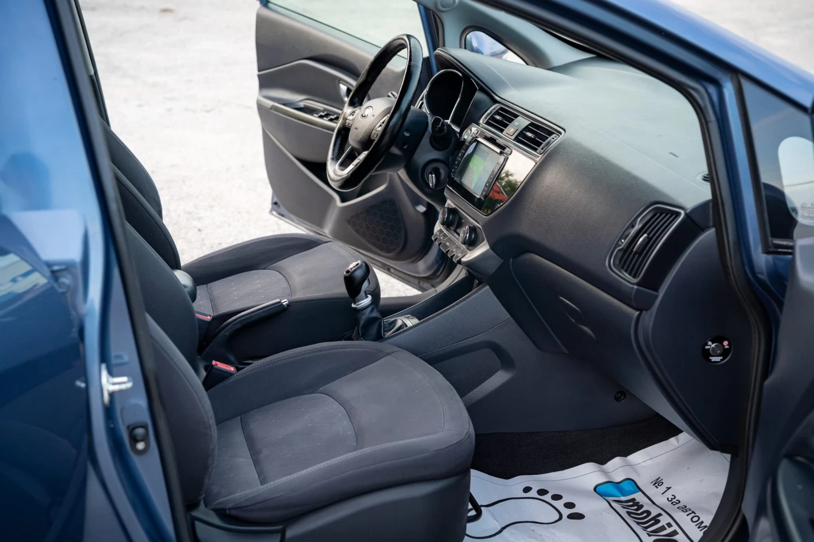 Kia Rio 1.4 CRDI 90к.с. 2016г. Евро 6, снимка 10 - Автомобили и джипове - 55333718
