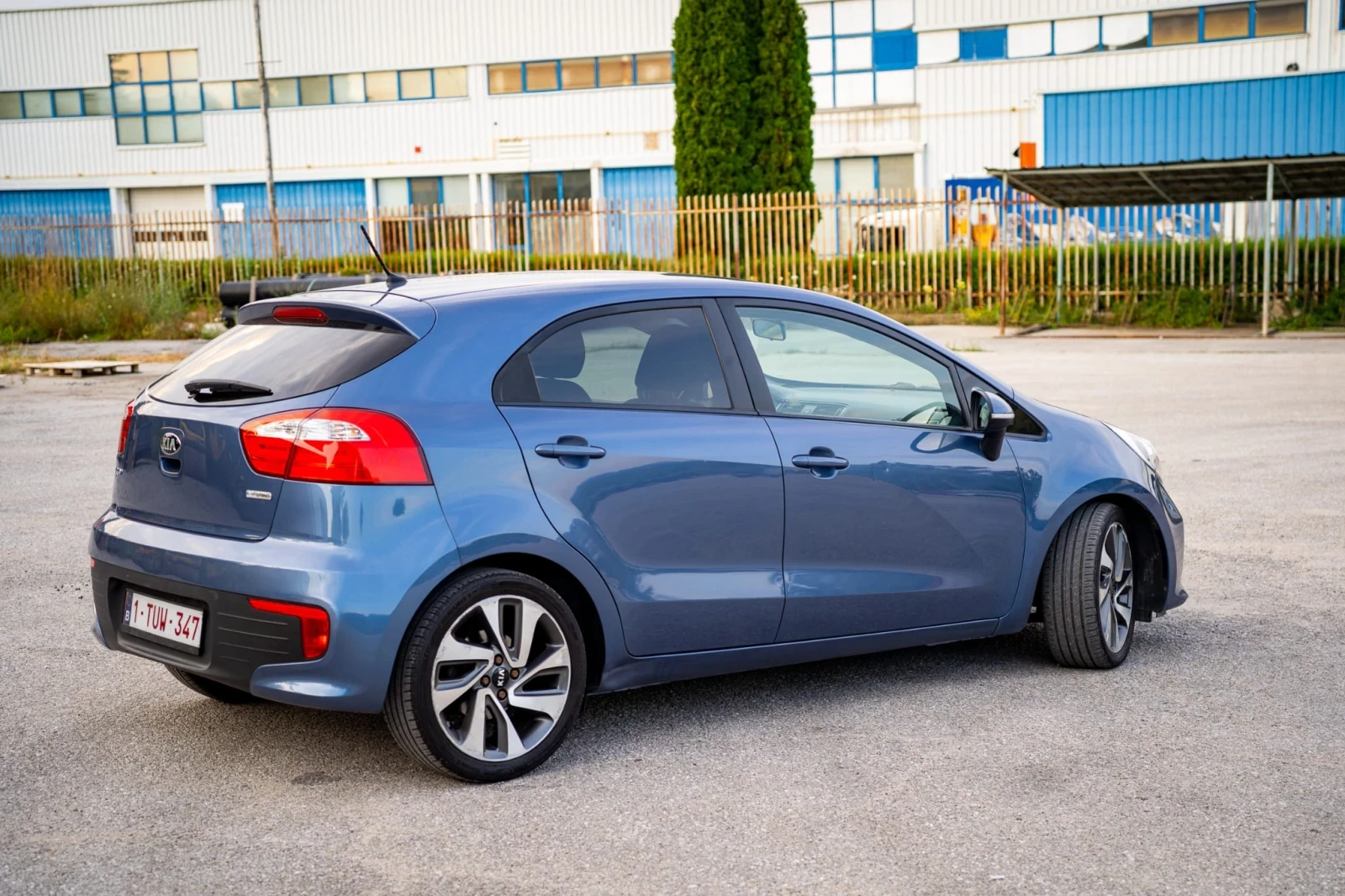 Kia Rio 1.4 CRDI 90к.с. 2016г. Евро 6, снимка 13 - Автомобили и джипове - 55333718