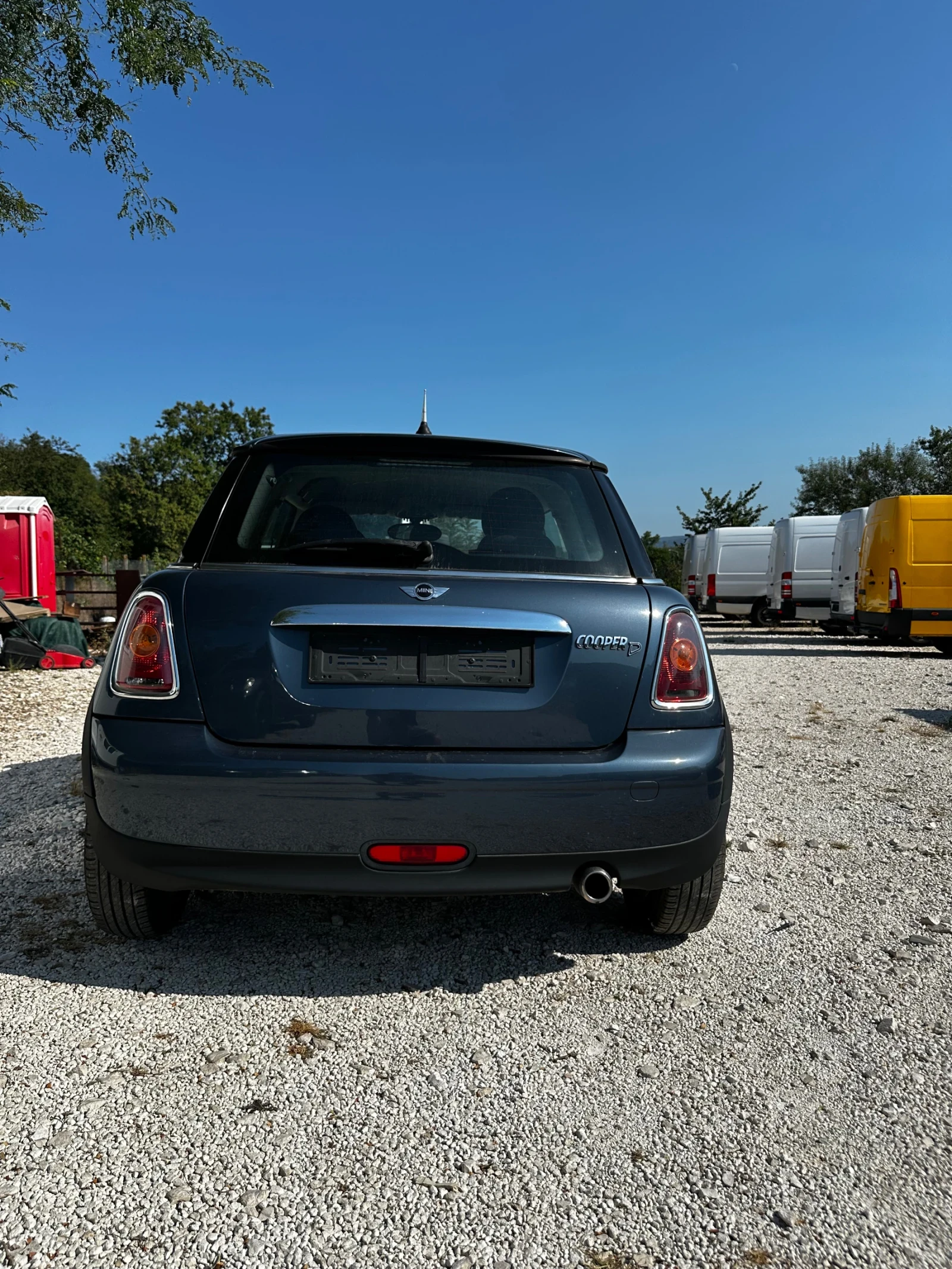 Mini Cooper Дизел автомат, снимка 2 - Автомобили и джипове - 55730100
