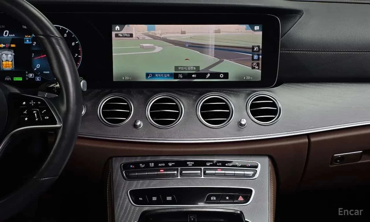 Mercedes-Benz E 350 * E350 4MATIC Avantgarde * БЕЗ ПЪРВОНАЧАЛНА ВНОСКА, снимка 14 - Автомобили и джипове - 56256262