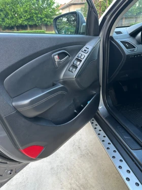 Hyundai IX35 2.0 CRDI 4WD ПЪРВИ СОБСВЕНИК, снимка 12