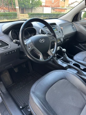 Hyundai IX35 2.0 CRDI 4WD ПЪРВИ СОБСВЕНИК, снимка 7