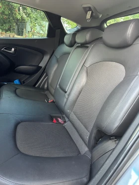 Hyundai IX35 2.0 CRDI 4WD ПЪРВИ СОБСВЕНИК, снимка 11