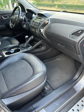 Hyundai IX35 2.0 CRDI 4WD ПЪРВИ СОБСВЕНИК, снимка 13