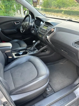 Hyundai IX35 2.0 CRDI 4WD ПЪРВИ СОБСВЕНИК, снимка 8