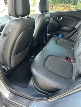 Hyundai IX35 2.0 CRDI 4WD ПЪРВИ СОБСВЕНИК, снимка 10