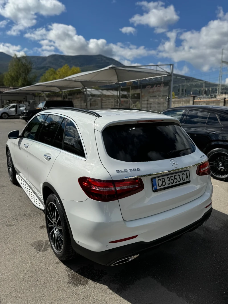 Mercedes-Benz GLC 300 AMG* Burmester* TOP* , снимка 4 - Автомобили и джипове - 47496465