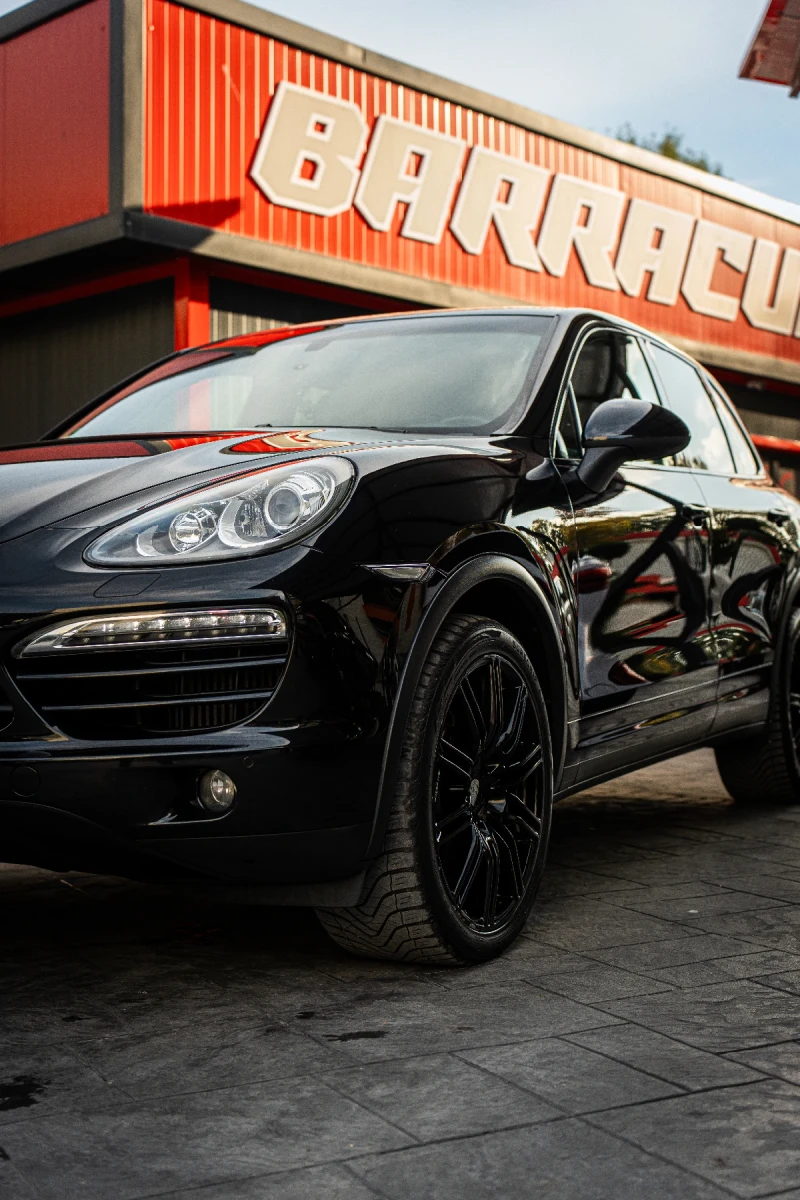 Porsche Cayenne * 3.0d* 245* PDK* 4x4* PANORAMA* , снимка 2 - Автомобили и джипове - 52203907