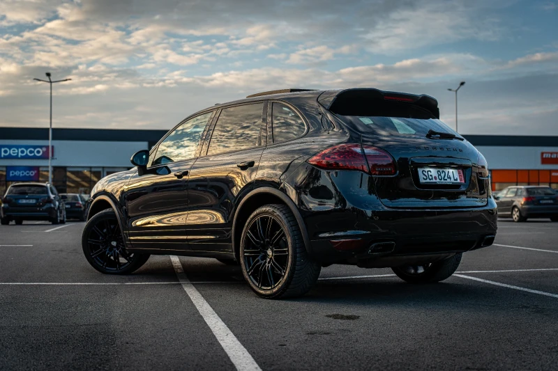 Porsche Cayenne * 3.0d* 245* PDK* 4x4* PANORAMA* , снимка 17 - Автомобили и джипове - 52203907